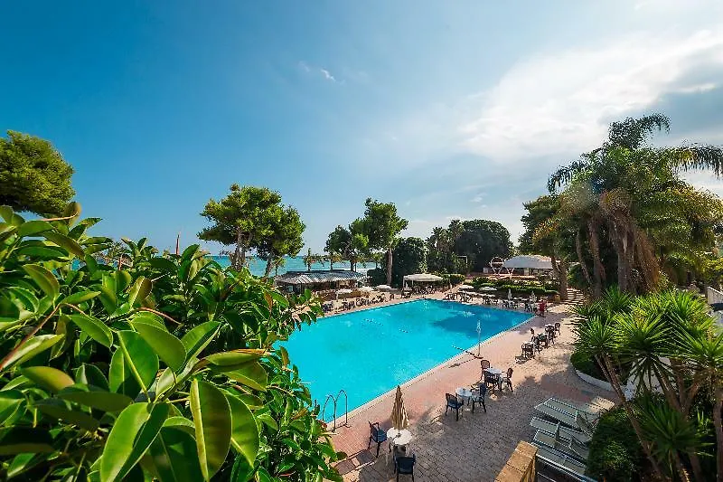 Nicolaus Club Fontane Bianche Hotel