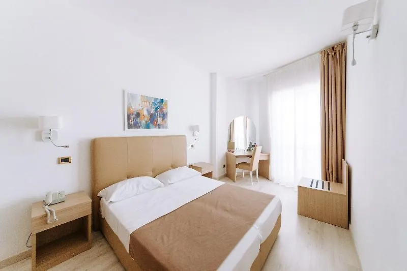 Nicolaus Club Fontane Bianche Hotel